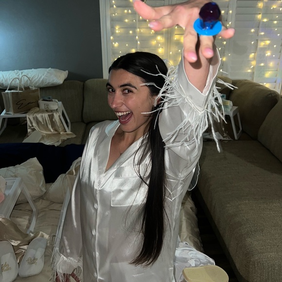 Satin bride pajamas - Picture 3 of 6